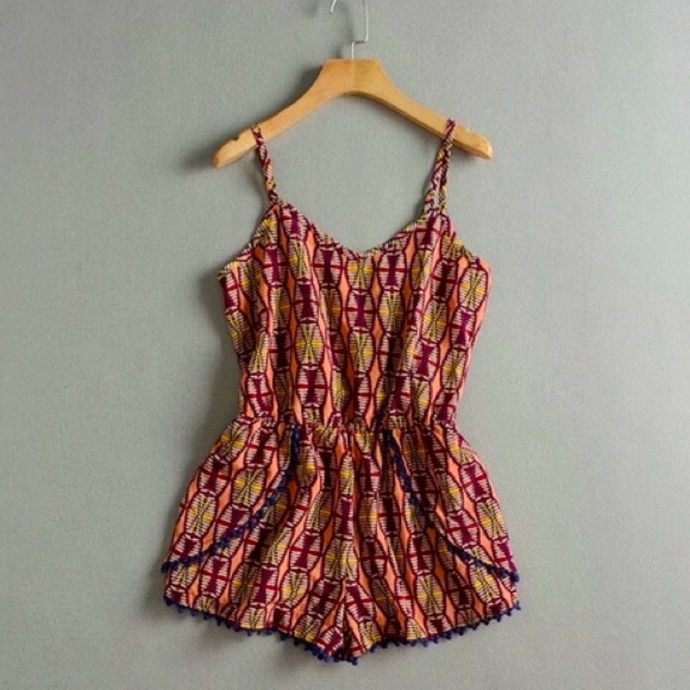 🛍️ Xhilaration Romper 🛍️